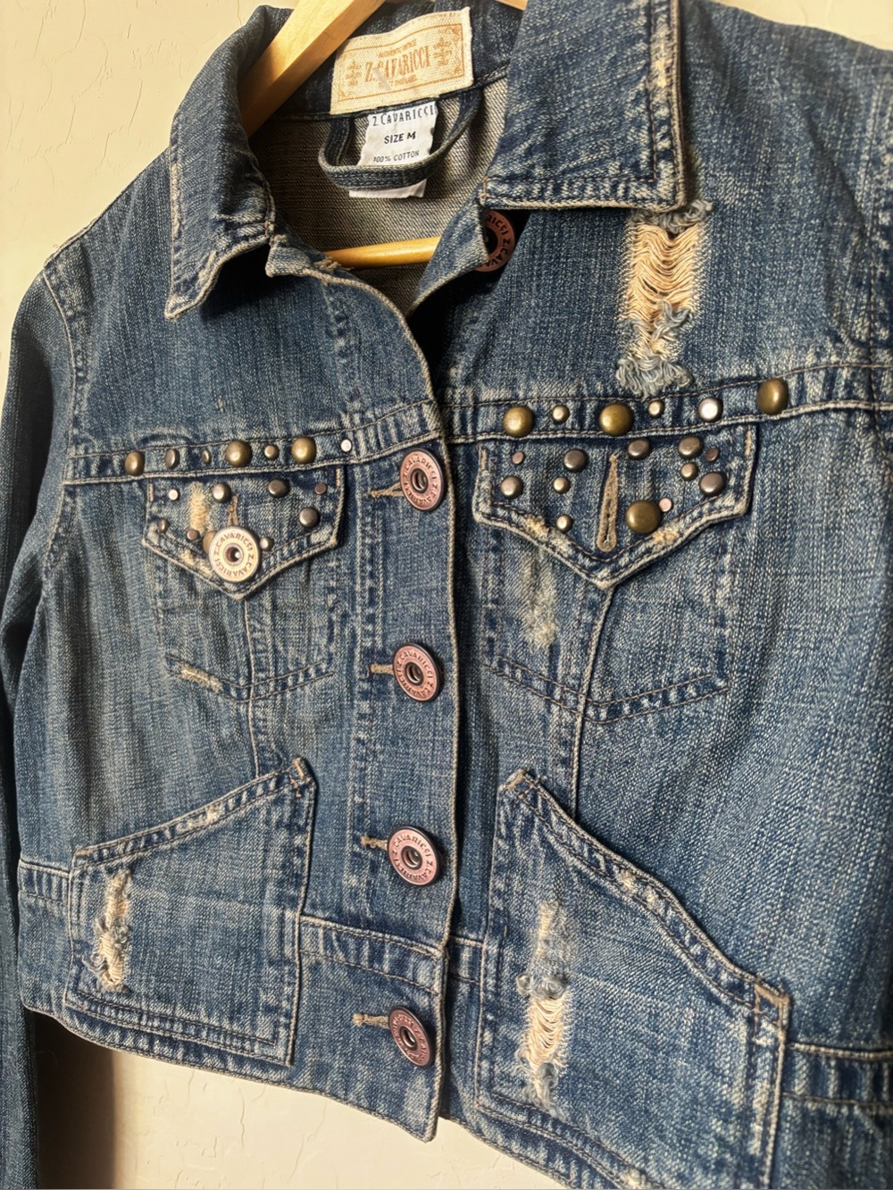 Vintage Z.
Cavaricci Distressed
Studded Denim Jacket -
Blue-M Festival Retro